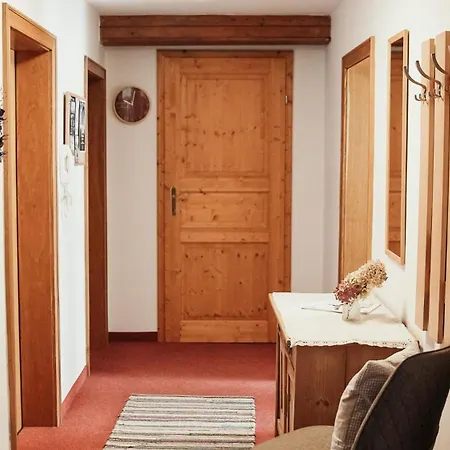 Haus Edelweiss Apartmán *